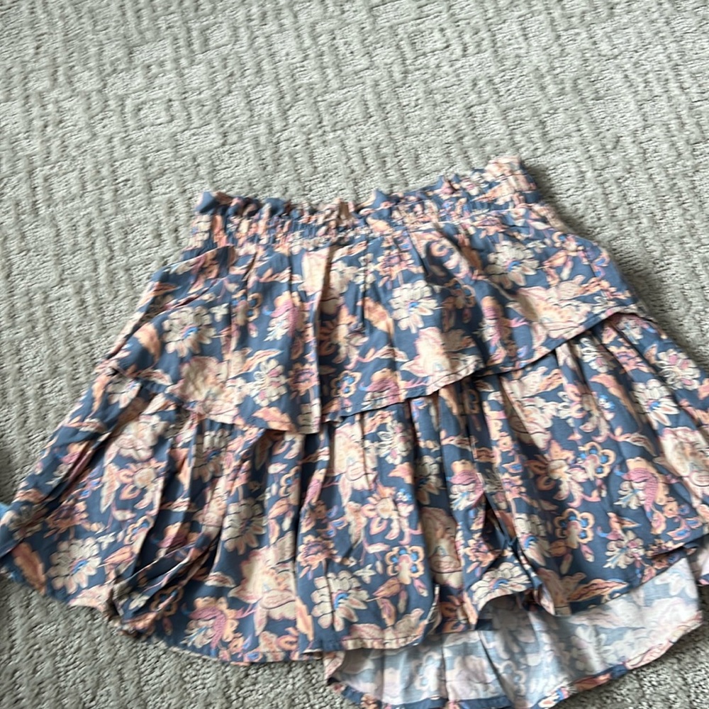 Aeropostale mini floral ruffle skirt